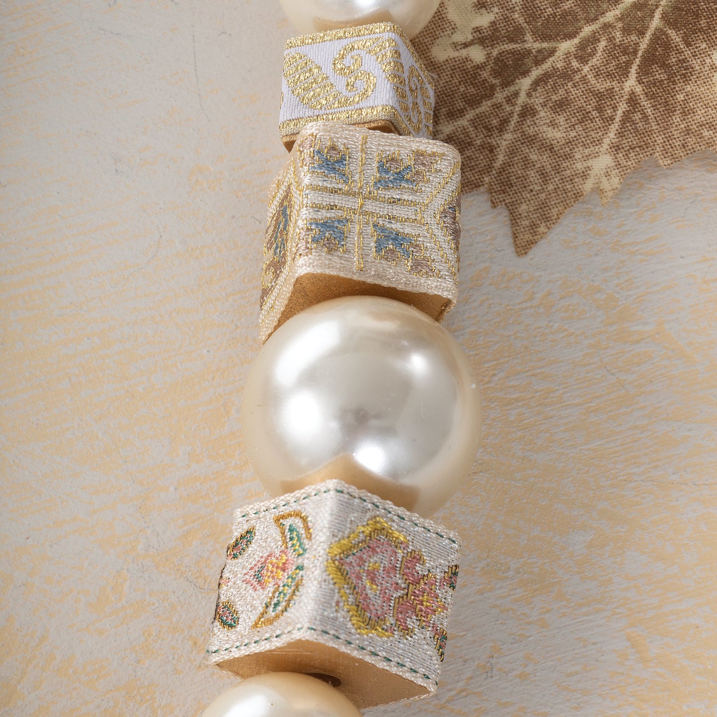 Vintage-Inspired Beaded Jacquard Necklace