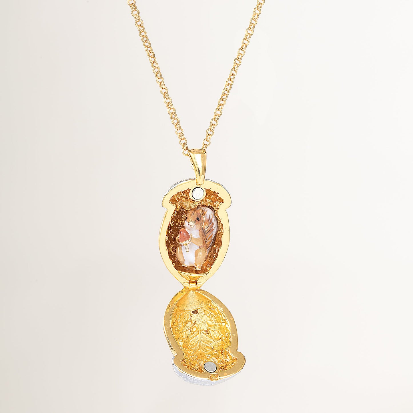 Wildlife Charm Acorn Pendant Necklace