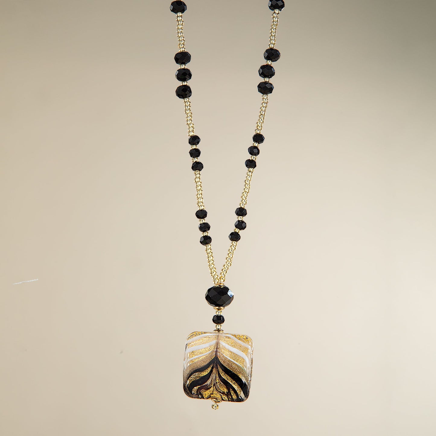 Bellissima Murano Glass Black & Gold Necklace & Earrings Set